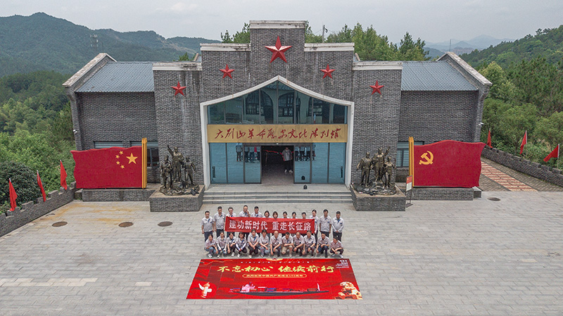 党建活动,尖峰拓展,武汉团建.jpg