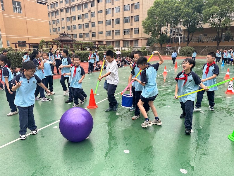 1728810123111538.jpeg 趣味活动,趣味游戏,团建游戏,武汉团建公司.jpeg