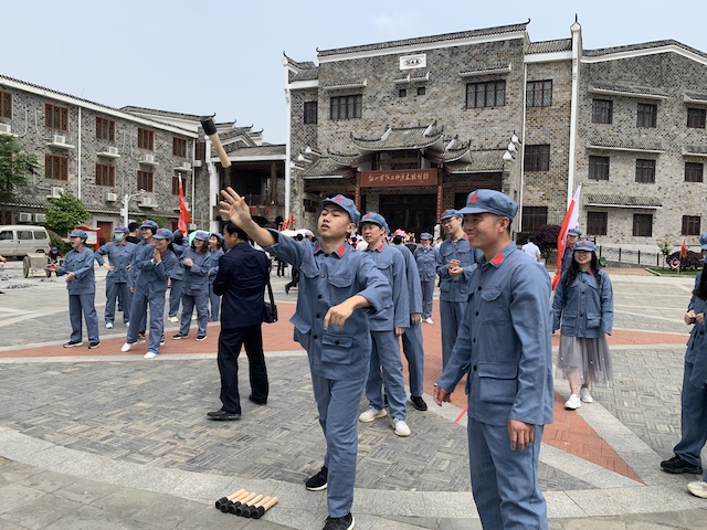 1745247961941105.jpeg 五四青年节,姚家山,武汉拓展公司.jpeg