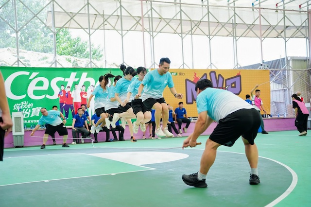 1764663638776560.jpg 武汉团建,武汉欣航团建,拓展培训,尖峰拓展,拓展活动,武汉拓展活动.jpg