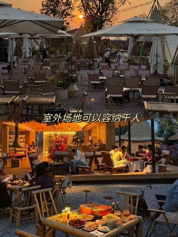 昙华林国潮团建 团队合影出片 昙华林国潮团建 团队合影出片