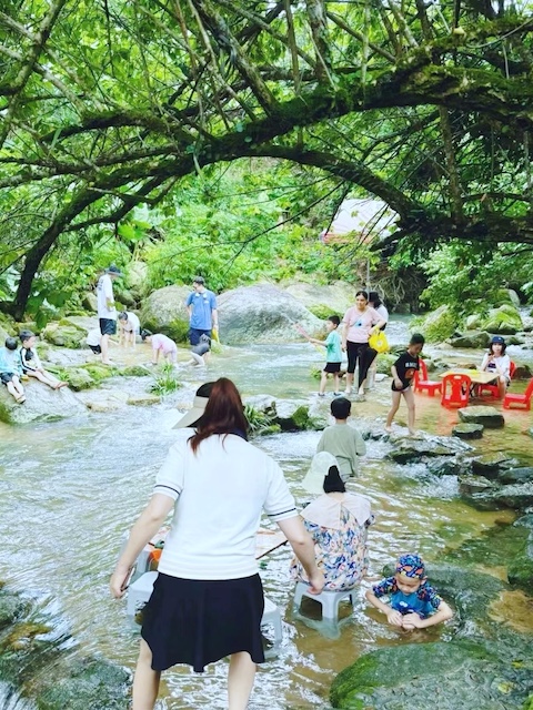1780905784339817.jpg 武汉溯溪,溯溪,武汉夏季团建,夏天团建.jpg