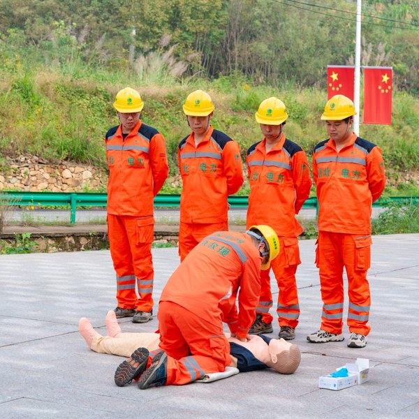 胸外按压练习